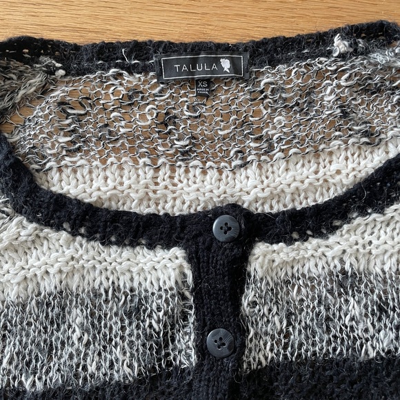 Aritzia Talula open knit cardigan - Picture 3 of 6